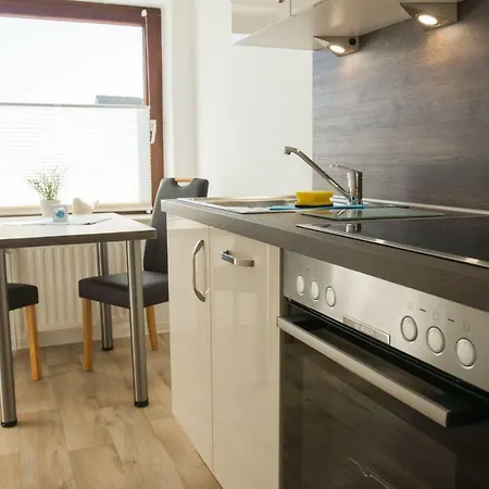 Silbermoewe - Waldstr. 5 *