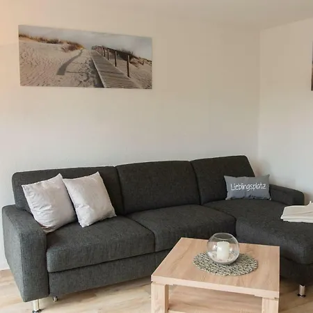 Silbermoewe - Waldstr. 5 *